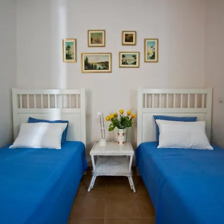 Vakantiehuis Dolotea Sea View House, *
